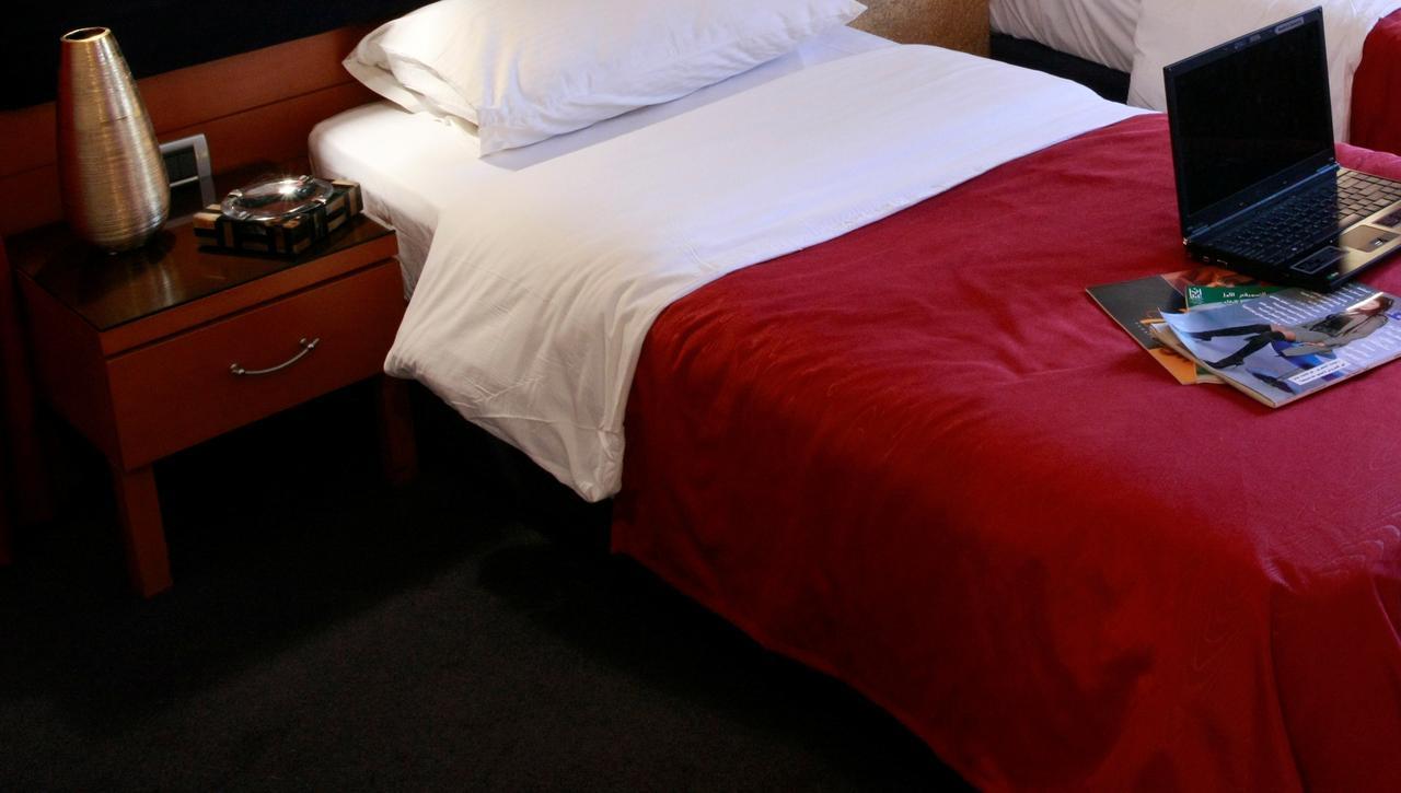 Duroy Hotel Beiroet Buitenkant foto